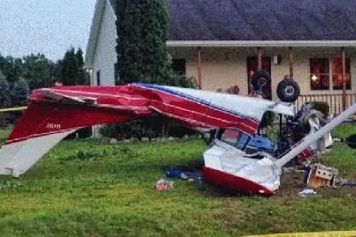 Rozbiła się Cessna 182 z banerem