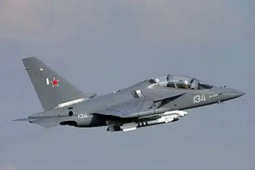 Jaki-130 dla lotnictwa WMF