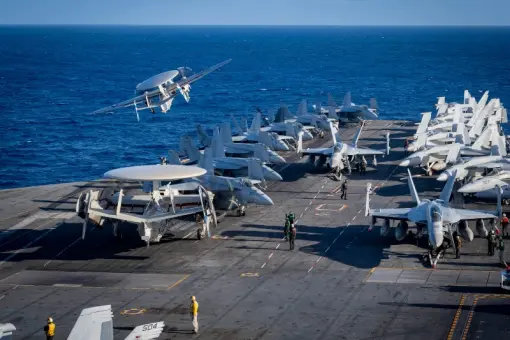 USS Nimitz rusza na ćwiczenia