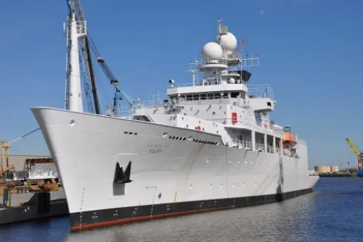 USNS Maury przekazany