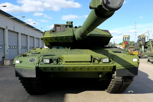 Pierwszy Strv 123A w Szwecji