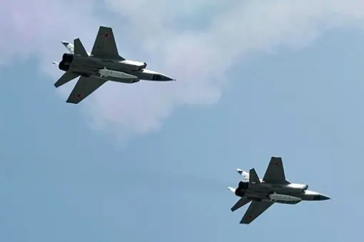 10 MiG-31K z Kinżałami w linii