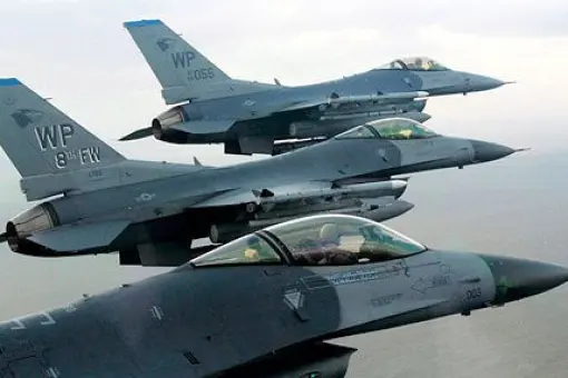 F-16 dłużej w służbie?