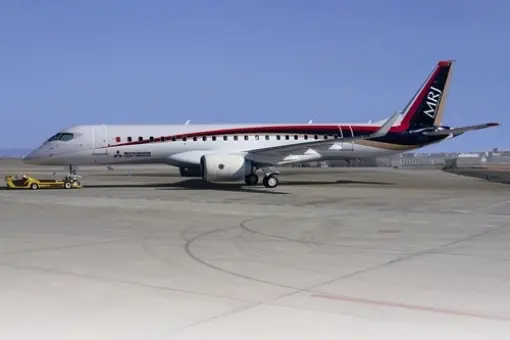 Oblot MRJ przełożony na jesień