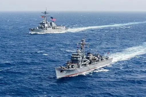 USS Jason Dunham w ćwiczeniu Passex