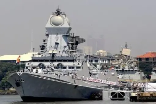 INS Kochi w linii