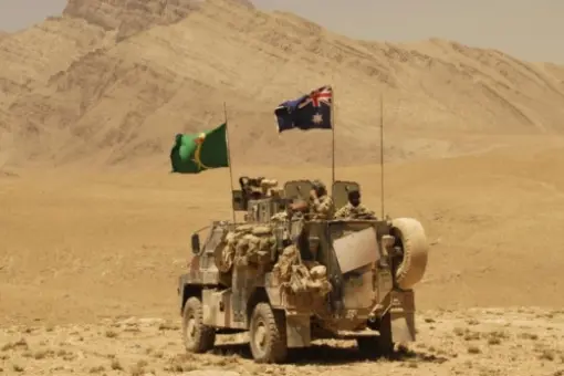Australia zwiększy wydatki obronne