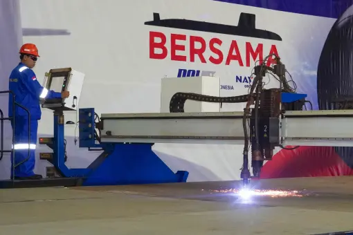 Cięcie stali pod indonezyjski OP Scorpène