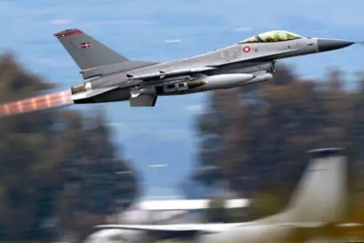 Duńskie F-16 bez bomb