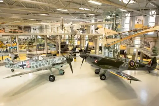 Krakowskie Spitfire i Bf 109G w Szolnok