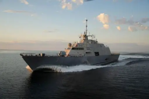 Długi powrót USS Fort Worth