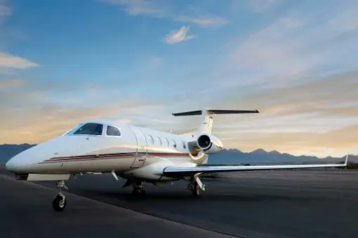 NetJets kupują kolejne Phenomy 300 