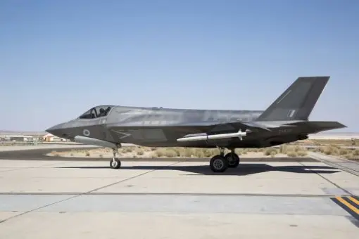 Brytyjski F-35B z ASRAAM 