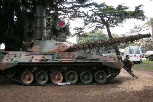 Leopardy ze Szwecji do Argentyny?