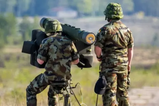 Irlandczycy strzelają z RBS 70