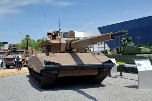 Eurosatory 2026: CAPINT następcą Leclerca?
