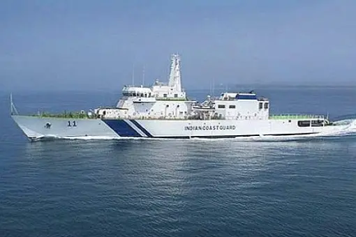 ICGS Shaunak w linii