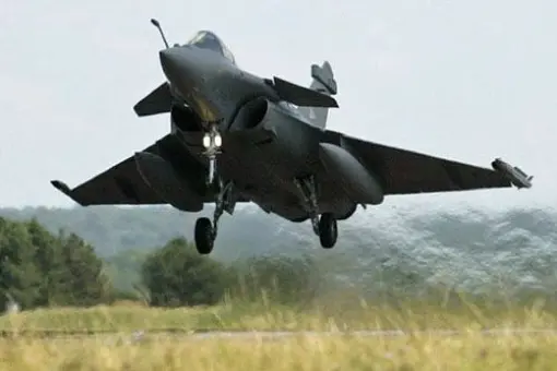 Rafale wystrzelił pasażera