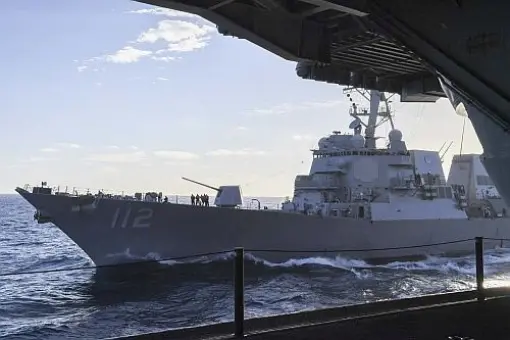 Powrót USS Michael Murphy