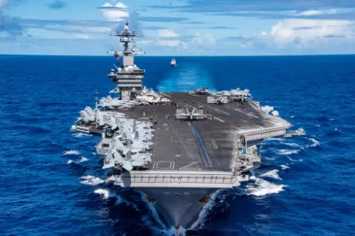 Powrót USS Carl Vinson