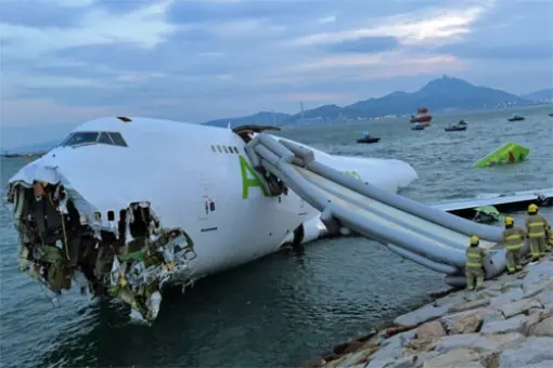 Wypadek Boeinga 747 w Hongkongu