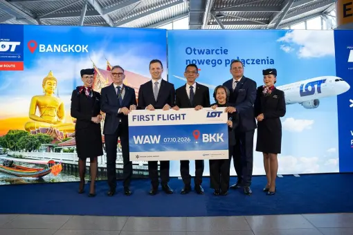 PLL LOT połączyły Warszawę z Bangkokiem