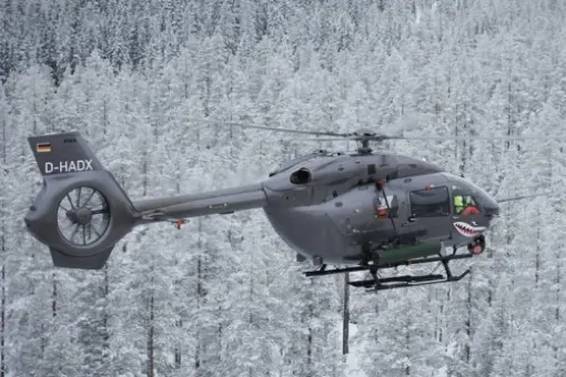 H145M odpala pociski FZ275