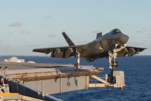 Problemy z podwoziem F-35C