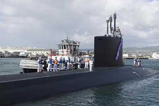 USS Illinois na Hawajach
